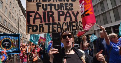 School closures loom in autumn as major teachers' union votes in favour of strikes
