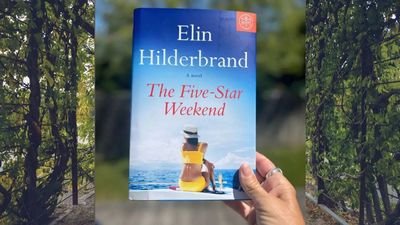 Micro review: 'The Five-Star Weekend' by Elin Hilderbrand