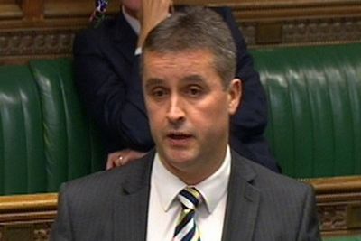 MP Angus MacNeil will not re-join SNP group after suspension