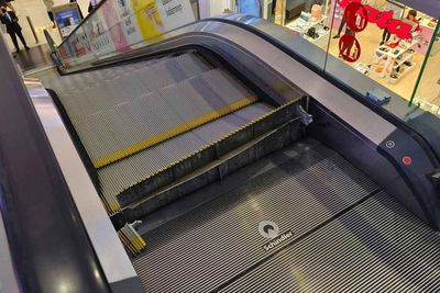 Mega Bangna explains escalator incident