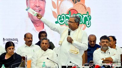 Congress-BJP blame game over Centre’s restriction on sale of rice