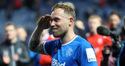 Scott Arfield sends Leon Balogun three word Rangers message as Ibrox cult hero gets in on act