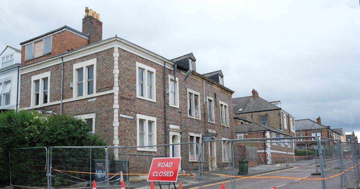 Gateshead road to remain closed after partial building…