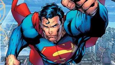 James Gunn Explains Why Superman: Legacy Will Have Other Heroes Like Green Lantern