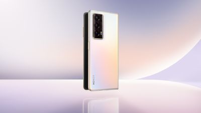 The new Honor Magic V2 is a thin and light foldable with a silicon-carbon battery