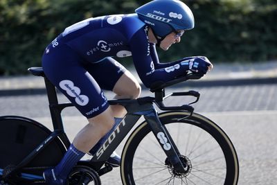 Charlotte Kool narrowly comes out on top in Baloise Ladies Tour prologue