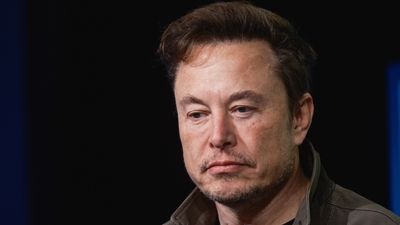 Elon Musk is starting a new AI company that aims to 'understand reality'
