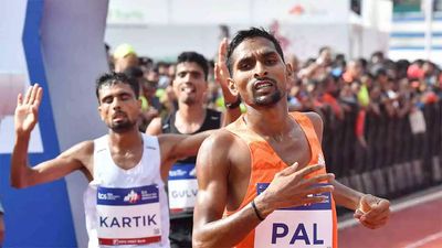 Abhishek keeps Pal family flag flying high