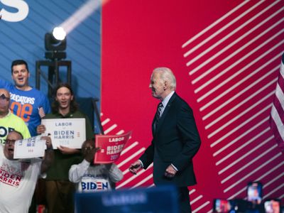 Biden frames his clean energy plan as a jobs plan, obscuring his record on climate