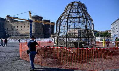 Pistoletto sculpture destroyed in suspected arson attack in Naples