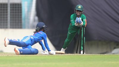 Bangladesh women vs India women, 3rd T20 | Indian batters flop again as hosts pull off consolation win
