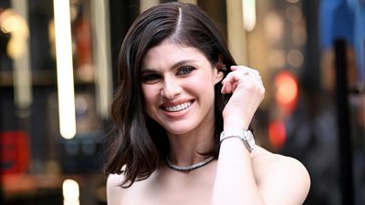 Alexandra Daddario Just Wore The Prettiest Take On Sheer I’ve Seen Yet For A Black Carpet Event