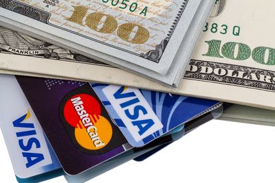 Credit, Debit or Cash? Which is Best?