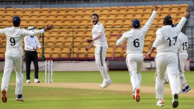 Duleep Trophy Final: South Zone's Karnataka pace trio flattens West on Day 2