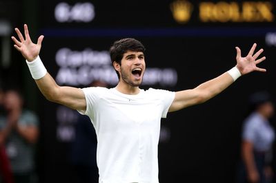 Wimbledon 2023 LIVE: Carlos Alcaraz sets up Novak Djokovic final after Daniil Medvedev win