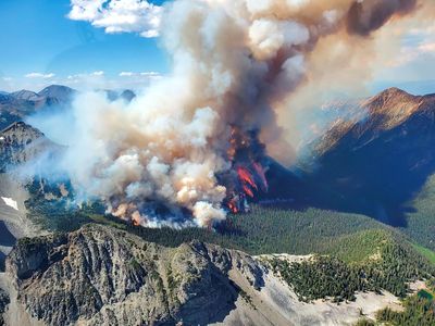 Canadian firefighter dies as record wildfire season continues