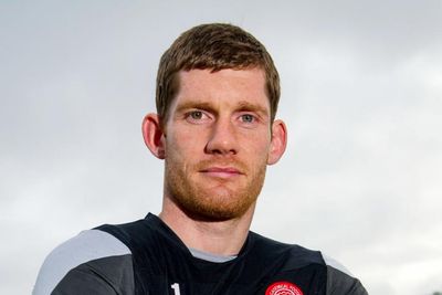 Michael McGovern targets Hearts No1 spot after free transfer move