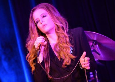 Lisa Marie Presley death linked to weight-loss surgery