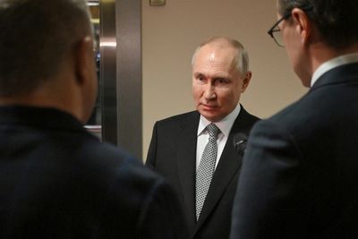 Putin wants to attend an August summit. Host country South Africa doesn't want to have to arrest him