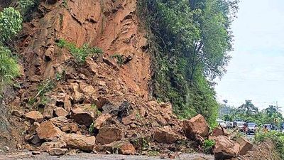 Landslides cut off Nathula, other parts of Sikkim