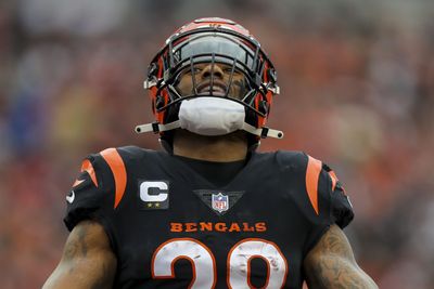 Bengals, Joe Mixon agree to restructured contract