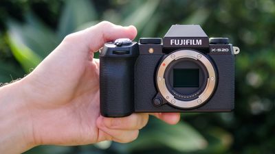 Fujifilm's ingenious new idea to combat camera delays? Get more parts!