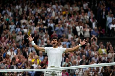 Carlos Alcaraz will face Novak Djokovic in a Wimbledon men's final for the ages