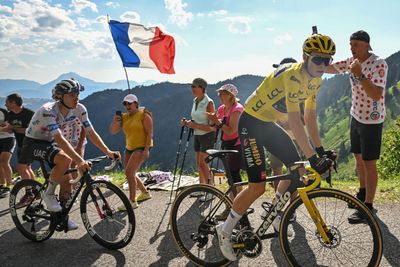 As it happened: Pogacar-Vingegaard mountain duel on Tour de France stage 14