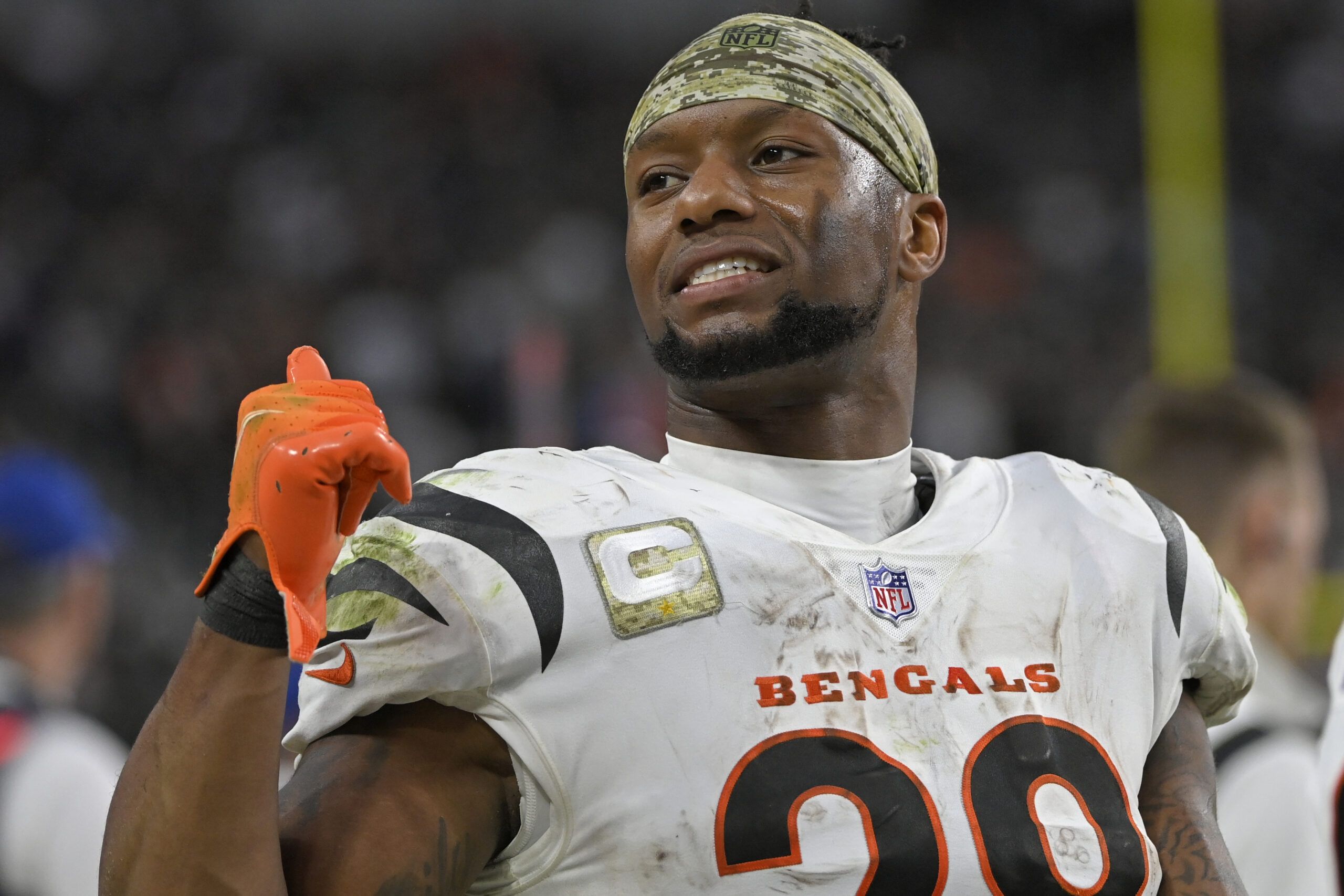 Pat Leonard's NFL notes: Joe Mixon's pay cut with Bengals