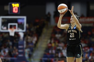 Steph Curry reacts to Sabrina Ionescu’s record-breaking performance in WNBA 3-point contest