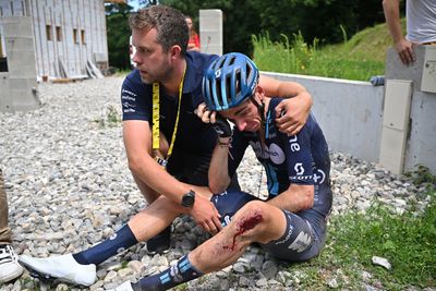 Romain Bardet and James Shaw out of Tour de France after crash