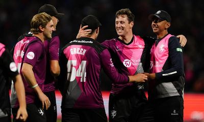 Kohler-Cadmore’s stunning catch helps Somerset sink Essex and win T20 Blast