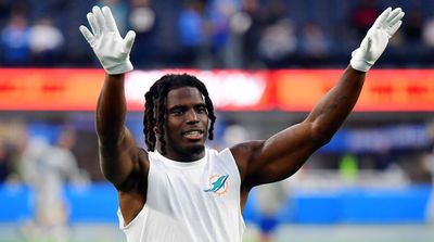 Dolphins’ Tyreek Hill Aiming for Record-Breaking, 2,000-Yard Season in 2023
