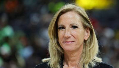 WNBA coaches, executives and commissioner Cathy Engelbert support separation of coach/GM positions