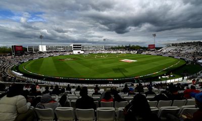 Australia retain Ashes as England fall three runs short in second ODI – as it happened