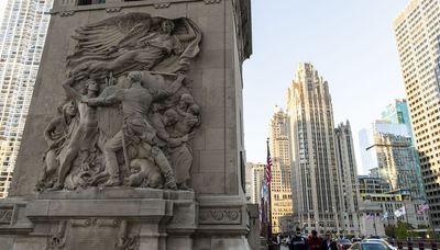 Michigan Avenue Bridge House sculpture is important to Indigenous history