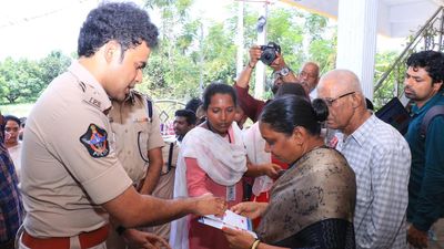 Door-to-door survey by Mahila Police a success in Chittoor district, says Superintendent of Police