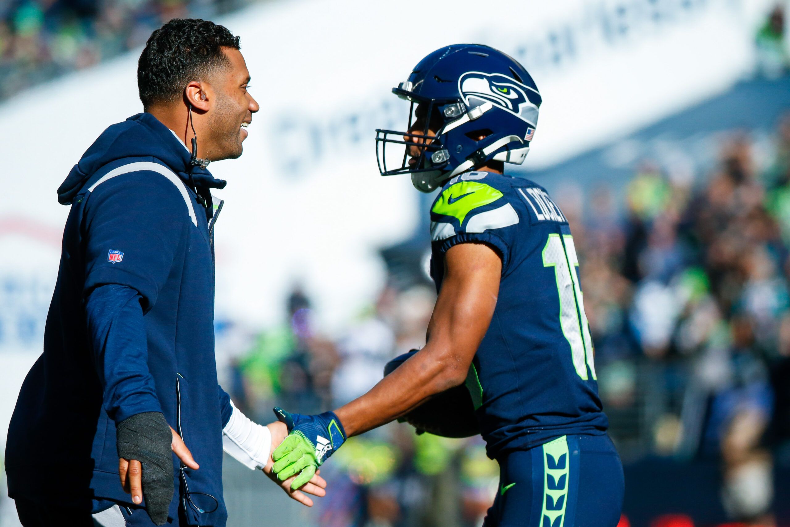 Several Seahawks greats assemble for Tyler Lockett’s…