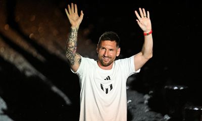 Lionel Messi unveiled as Inter Miami player in front of crowd of thousands