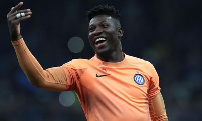 Manchester United turn attention to Højlund after sealing €50m Onana deal