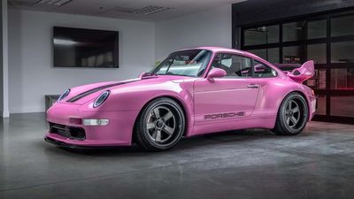 Pink Porsche 911 (993) Celebrates Gunther Werks' European Launch