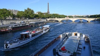 Paris practices for 2024 Olympics opening ceremony on the Seine