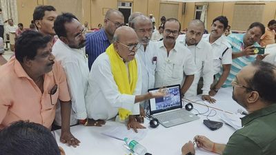 Andhra Pradesh: Kalinga Komati Sangham seeks OBC status for the community