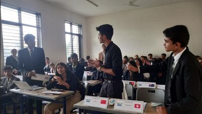 Making children aware of the United Nations through MUN