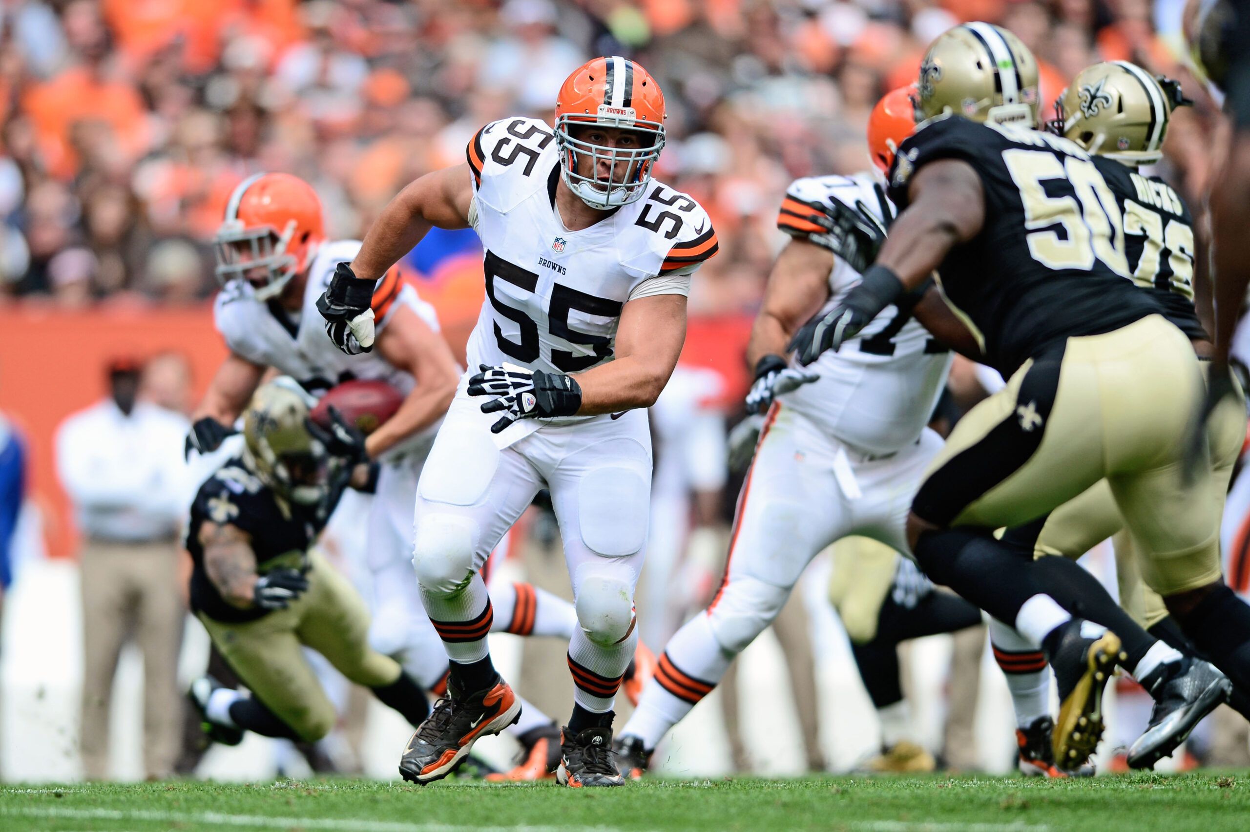 49ers Pro Bowl C Alex Mack retires after 13 seasons