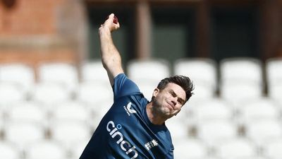 England recalls James Anderson for the fourth Ashes test against Australia