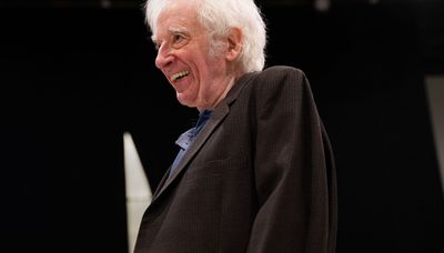 Austin Pendleton exits Steppenwolf’s ‘No Man’s Land’