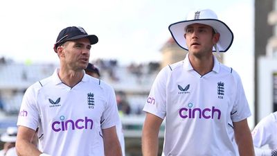 England vs Australia: England put their faith in ageing attack for must-win Ashes Test
