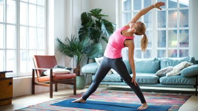 Boost your flexibility and strengthen your core in just 15 minutes with this no-equipment stretching routine