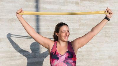 One resistance band and these 8 easy exercises to build muscle in your entire upper body